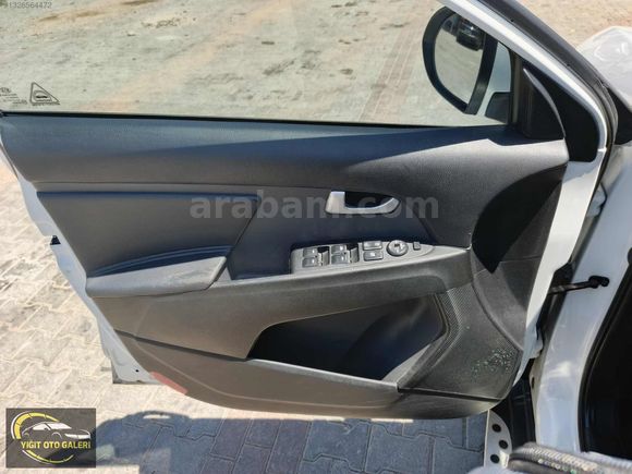 2015 CONCEPT PLUS HATASIZ CAM TAVAN EKSPERTİZ RAPORLU
