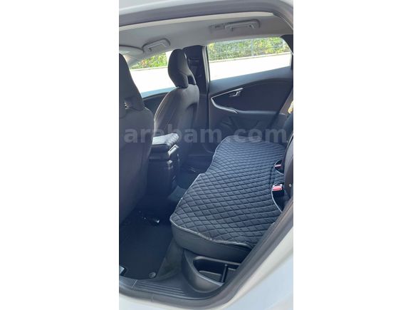 Sahibinden Volvo V40 1.6 D 2015 Model 