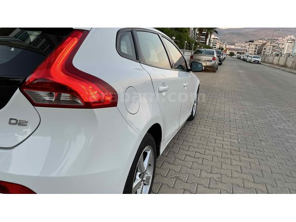 Sahibinden Volvo V40 1.6 D 2015 Model 