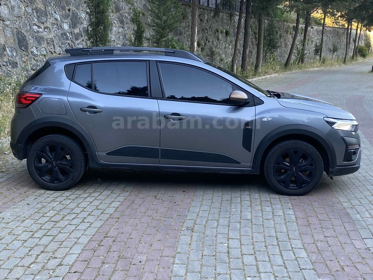 Galeriden Dacia Sandero 1.0 TCe Extreme 2025 Model İstanbul 22.837 km Gri (titanyum) 5