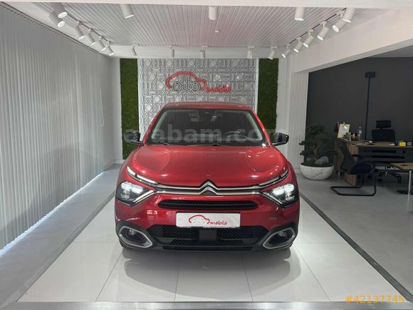 OTTOMOBİLE 2024 CITROEN C4 SHINE 1.2 130 HP 8 İLERİ HATASIZ