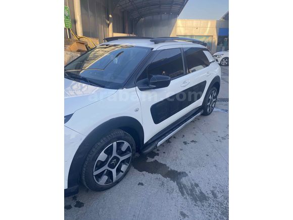 Sahibinden Citroen C4 Cactus 1.6 e-HDi Shine 2015 Model 