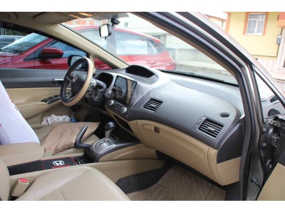 Sahibinden Honda Civic 1.6i VTEC Elegance 2009 Model 