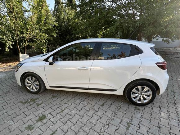 Sahibinden Renault Clio 1.0 TCe Joy 2022 Model 