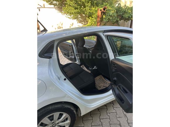 Sahibinden Renault Clio 1.0 TCe Joy 2022 Model 