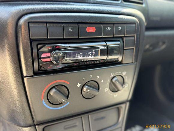 CEM MOTORS// 2000 MODEL TEMİZ BAKIMLI/KLİMALI/OPEL VECTRA