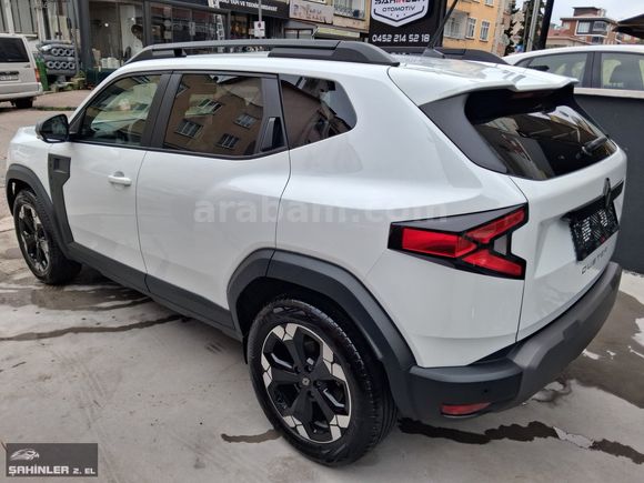 FULL DONANIMLI TECHNO PAKET YENİ MOTOR 145 BG RENAULT DUSTER