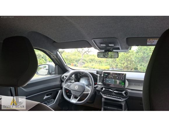 İZZET ACAR DAN 2025 RENAULT DUSTER 1.3 TCE TECHNO EDC MULTIVIEW