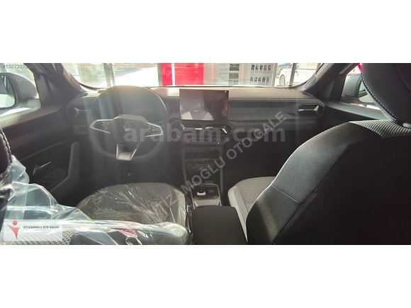 2026 MODEL RENAULT DUSTER 1.3 TCE TECHNO PAKET OTOMATİK BOYASIZ