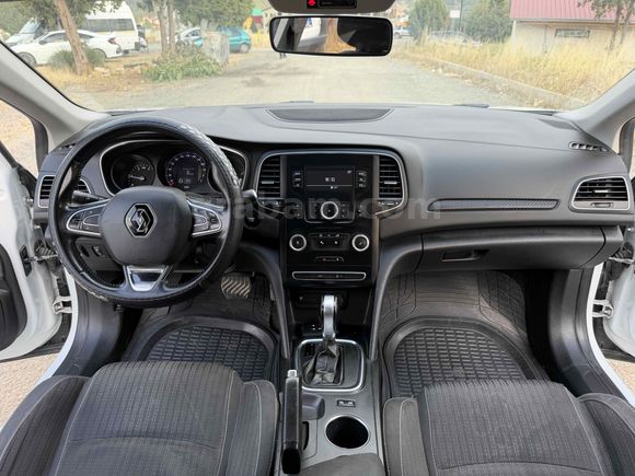 Sahibinden Renault Megane 1.5 dCi Touch 2018 Model 