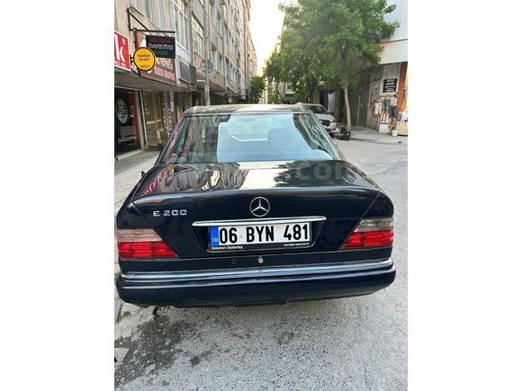 Sahibinden Mercedes - Benz E 200 1995 Model