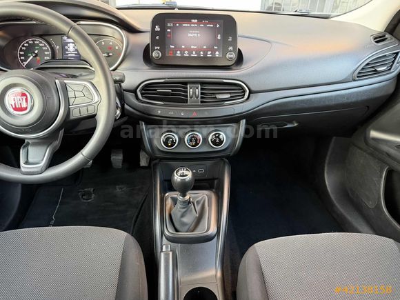 2024 ÇIKIŞLI FIAT EGEA 1.4 FİRE EASY PLUS-HATASIZ-BOYASIZ-TRMRSZ