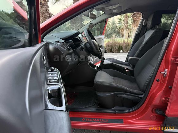 2013 Clio 1.5 DCI Start&Stop Icon 215BİNDE TEK DEĞİŞEN ATEŞ GİBİ