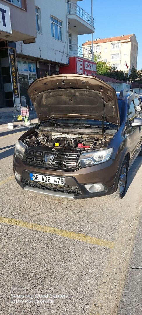 Sahibinden Dacia Sandero 1.5 dCi Stepway 2017 Model Yozgat 179.000 km Kahverengi 6