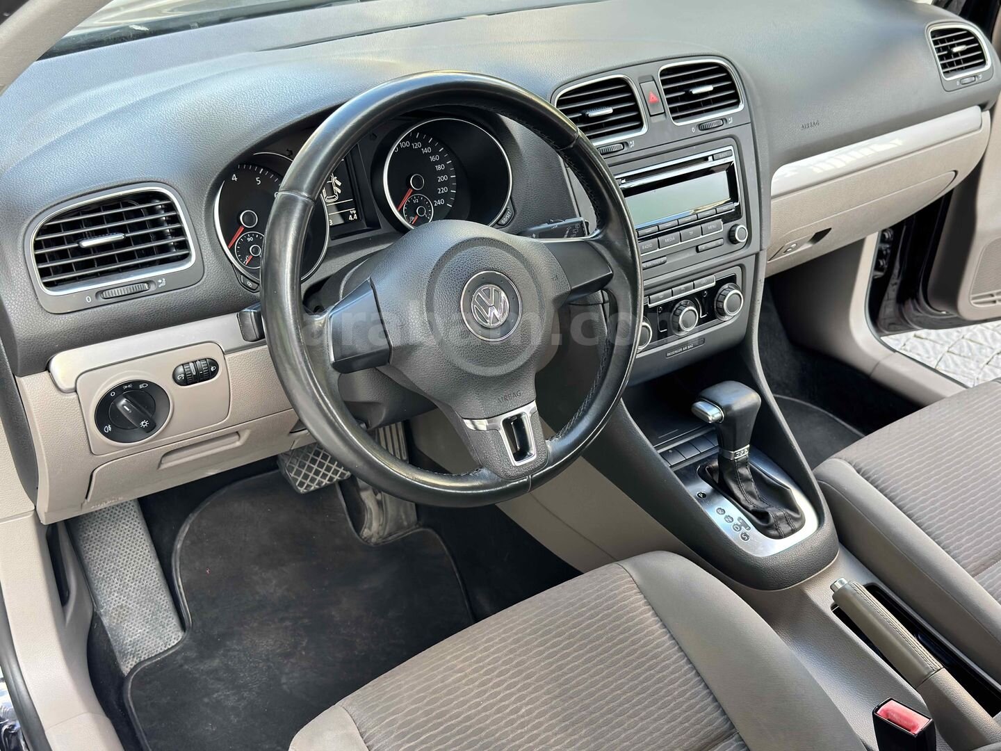 Galeriden Volkswagen Golf 1.6 Trendline 2010 Model Ankara 66.000 km Siyah 7