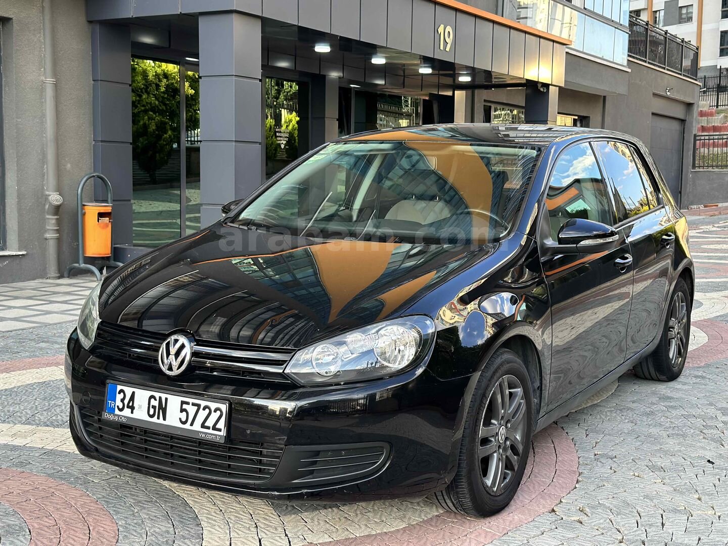 Galeriden Volkswagen Golf 1.6 Trendline 2010 Model Ankara 66.000 km Siyah 1