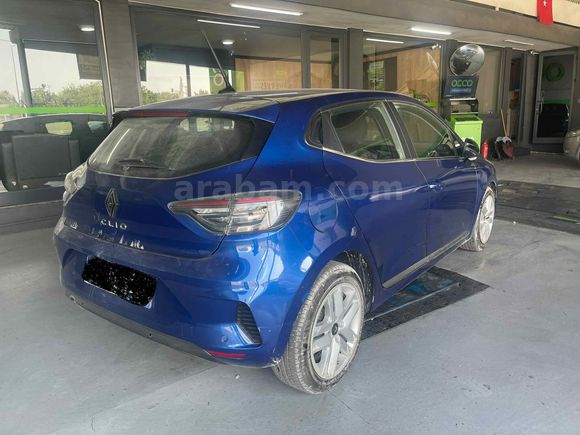 Galeriden Renault Clio 1.0 TCe Evolution 2024 Model Adana
