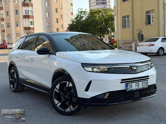 2025 MDL 25 BİNDE HATASIZ BOYASIZ HASAR KAYITSIZ