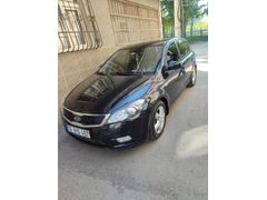 Sahibinden Kia Ceed 1.6 CRDi Motion 2012 Model  246.000 km Siyah