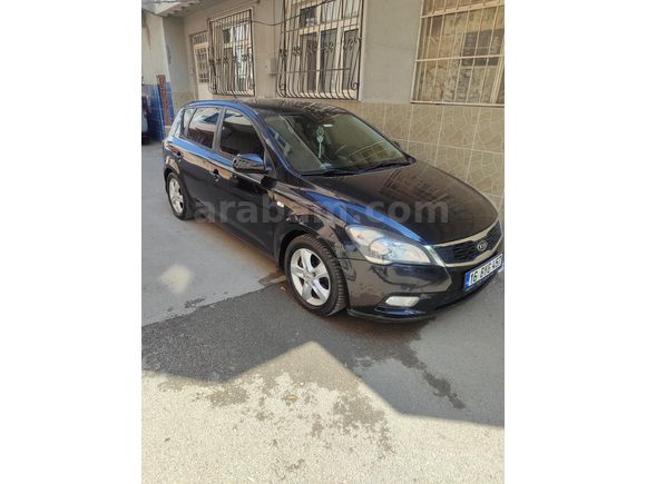Sahibinden Kia Ceed 1.6 CRDi Motion 2012 Model  246.000 km Siyah