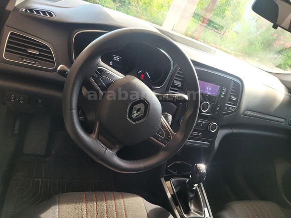 Sahibinden Renault Megane 1.6 Joy 2018 Model