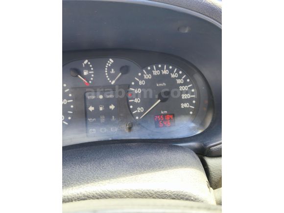 Sahibinden Renault Clio 1.4 Authentique 2002 Model  255.000 km Beyaz