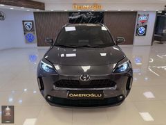 2025 MODEL TOYOTA YARİS CROSS SIFIR NOKTA HATASIZ CAM TAVANLI