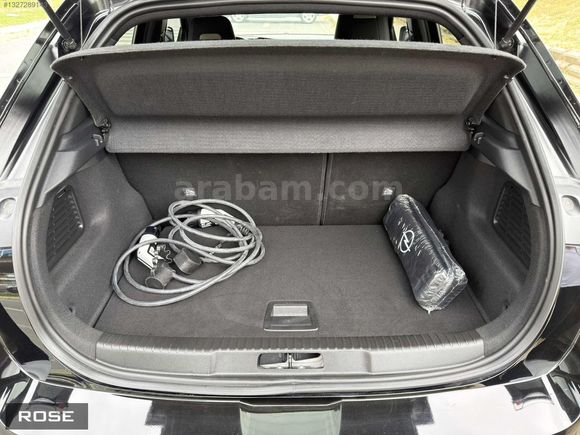 BOYASIZ 2023 OPEL MOKKA-E ULTIMATE 136HP MATRIX MASAJ K.ŞARJ