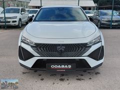2025 Peugeot 408 1.2 Puretech Allure 8 bin km HATASIZ BOYASIZ