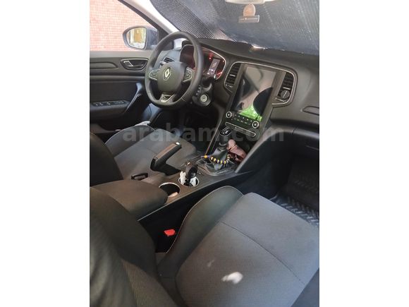 Sahibinden Renault Megane 1.3 TCe Joy 2022 Model