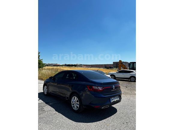 Sahibinden Renault Megane 1.3 TCe Joy 2022 Model