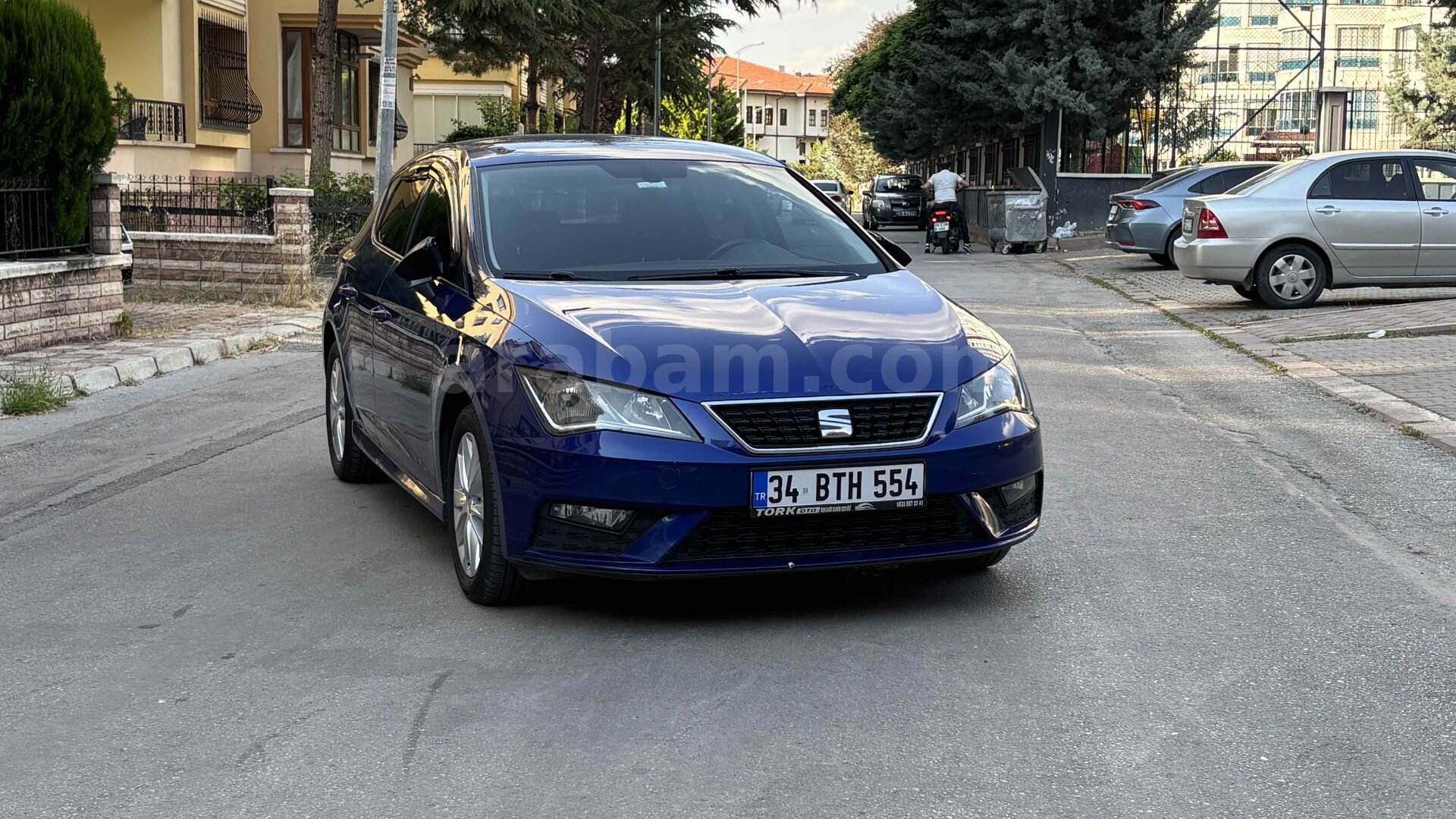 Galeriden Seat Leon 1.6 TDI Style 2018 Model Ankara 180.000 km Mavi 7