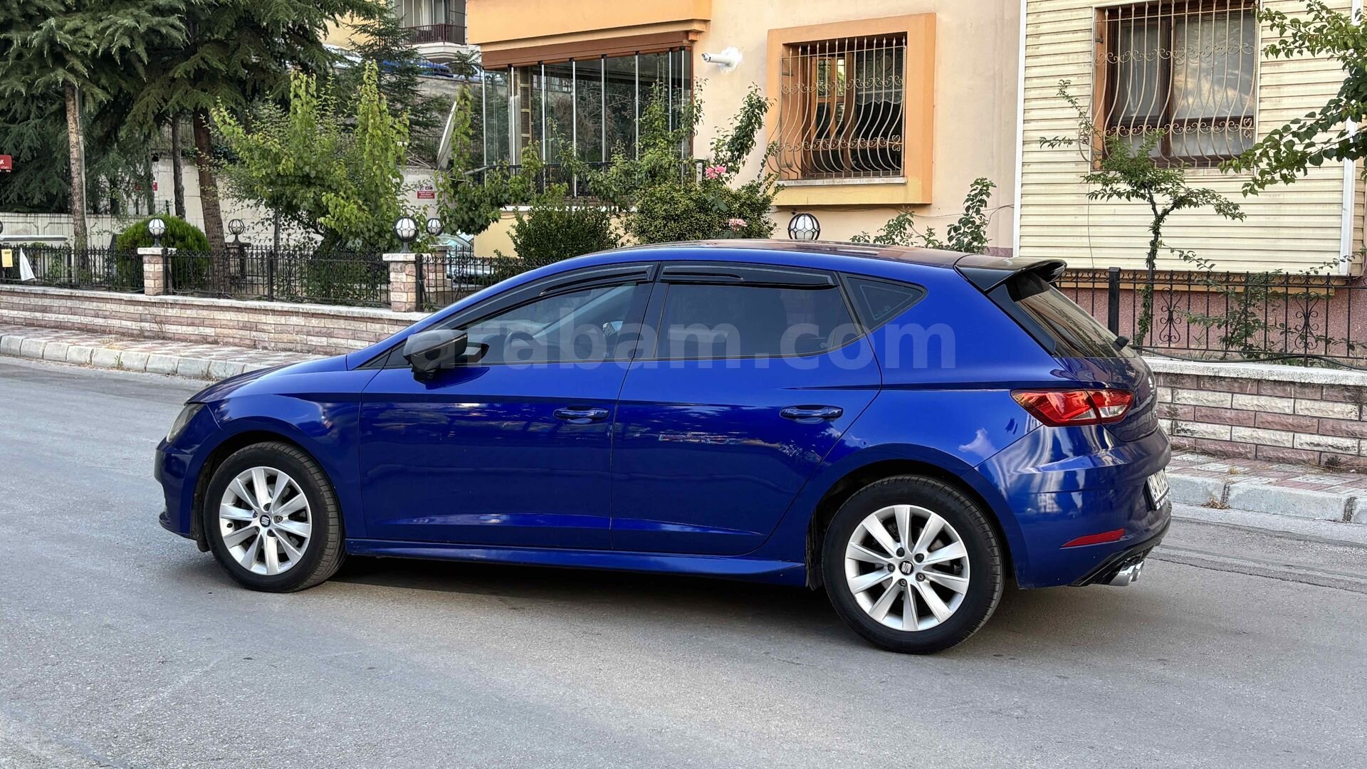 Galeriden Seat Leon 1.6 TDI Style 2018 Model Ankara 180.000 km Mavi 2
