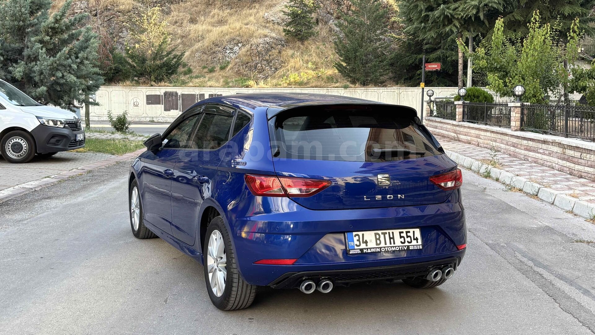 Galeriden Seat Leon 1.6 TDI Style 2018 Model Ankara 180.000 km Mavi 3