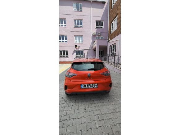 Sahibinden Renault Clio 1.0 TCe Evolution 2023 Model