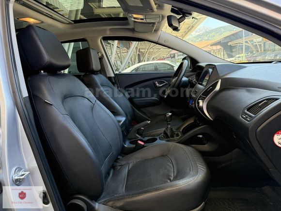 İX35 (127 BİN KM) DÖRT KOLTUK ISITMA AÇILIR ÇİFT SANRUFLU