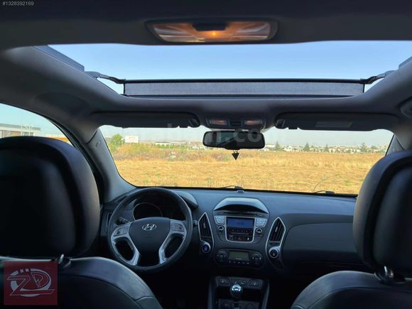 ÖZDEMİR OTOMOTİVDEN 155 BİN KM CAM TAVANLI