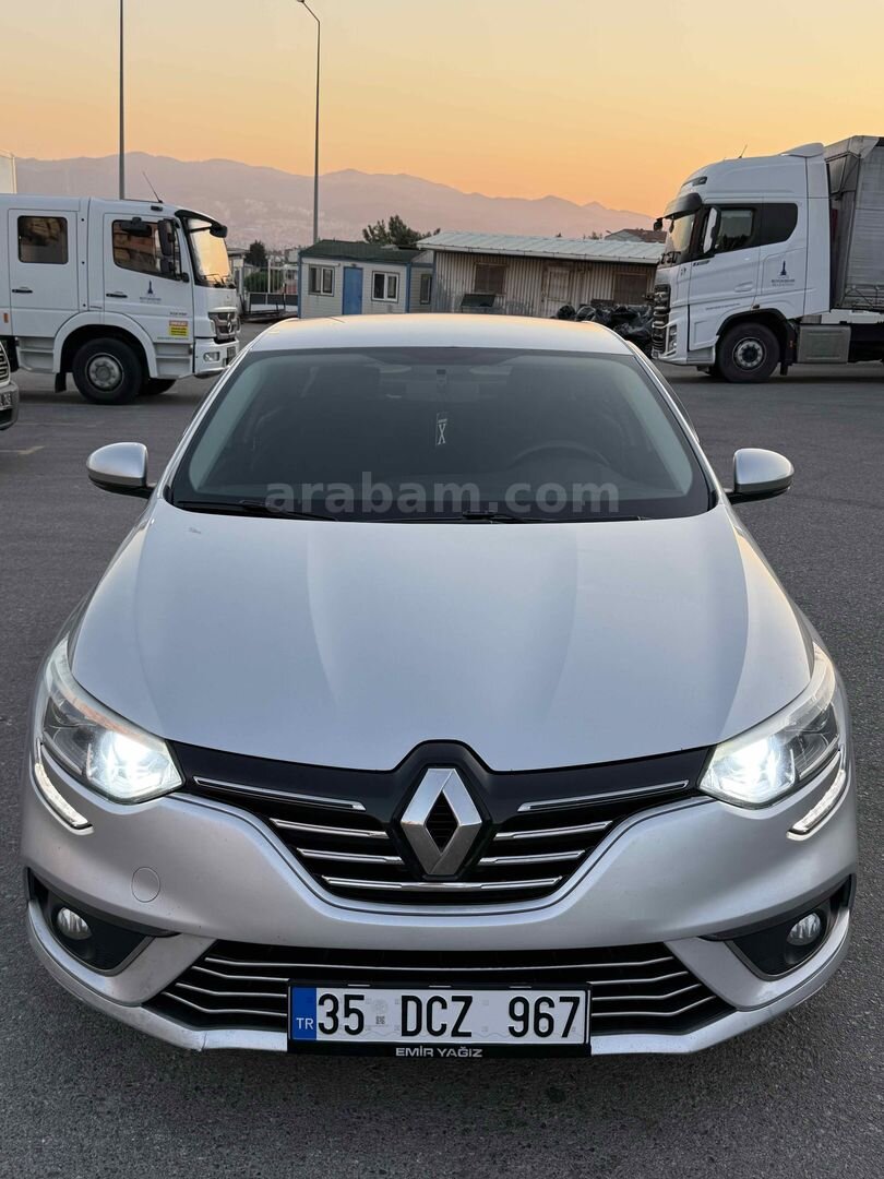 Sahibinden Renault Megane 1.5 dCi Joy 2017 Model İzmir 185.025 km Gri 1