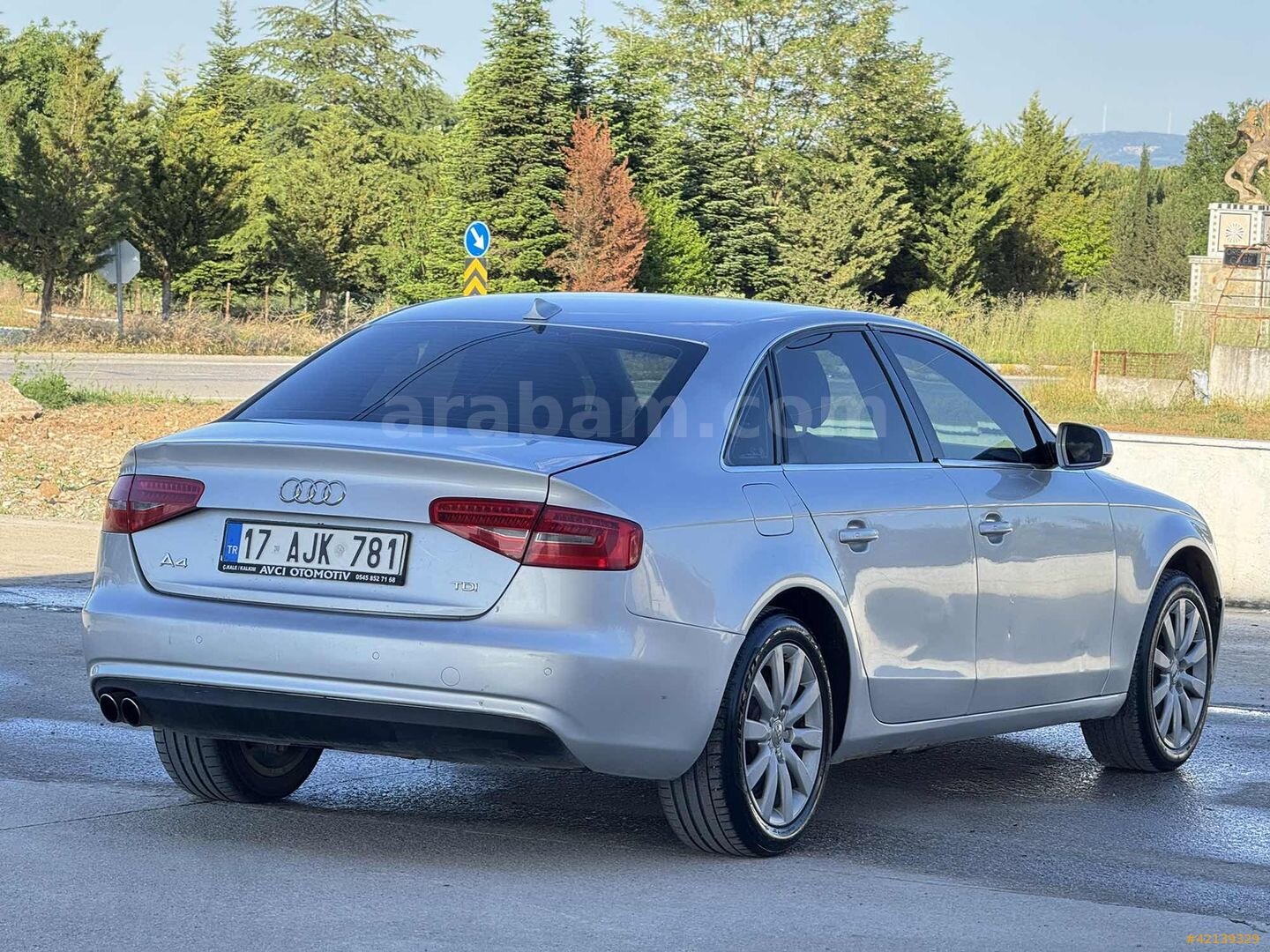 Galeriden Audi A4 Sedan 2.0 TDI 2013 Model Çanakkale 290.000 km Gri 4