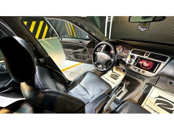 Sahibinden Honda Civic 1.6i VTEC ES 2006 Model