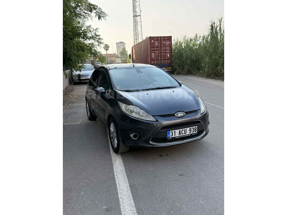 Sahibinden Ford Fiesta 1.4 Titanium 2009 Model 