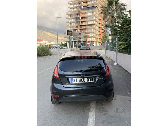 Sahibinden Ford Fiesta 1.4 Titanium 2009 Model 