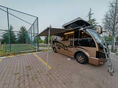 POP UP TAVANLI 6 Kişilik Lüks Karavan