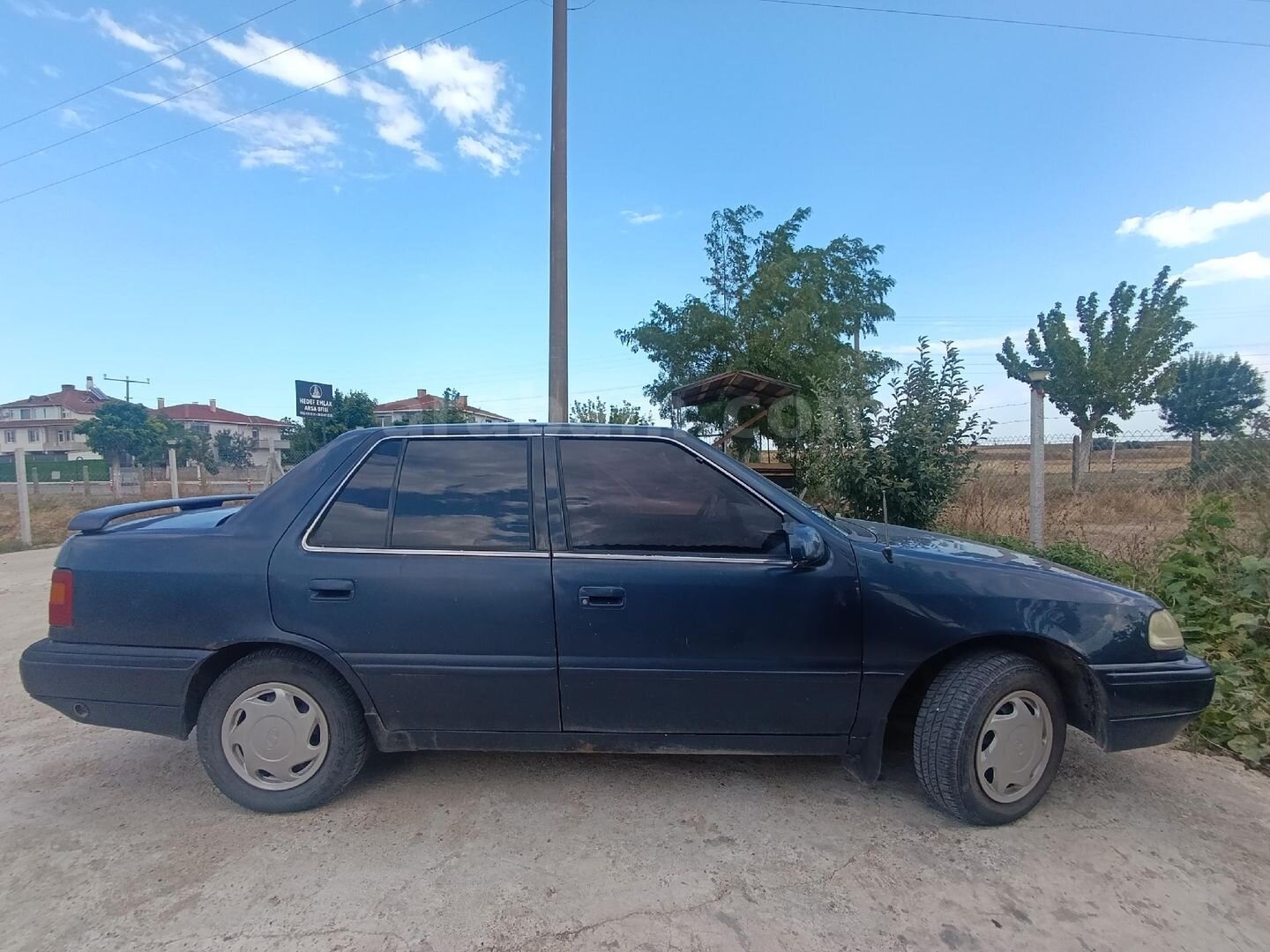 Galeriden Hyundai Excel 1.3 GLS 1992 Model İstanbul 280.000 km Mavi 7