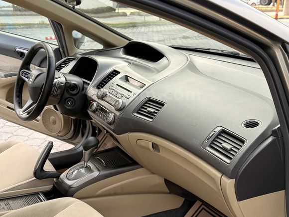 2009 MODEL 1.6 İ-VTEC OTOMATİK PREMİUM HONDA CİVİC 