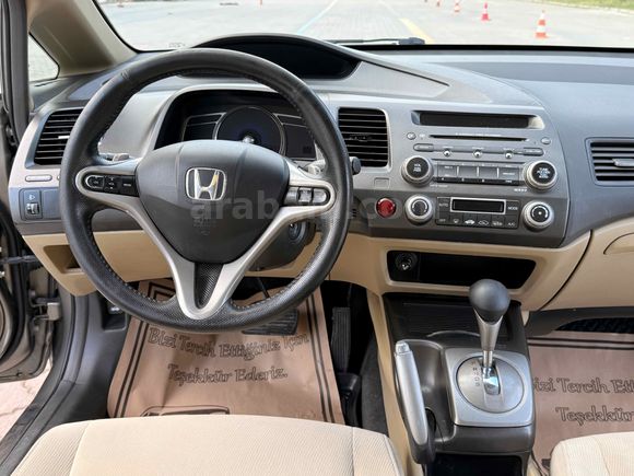 2009 MODEL 1.6 İ-VTEC OTOMATİK PREMİUM HONDA CİVİC 