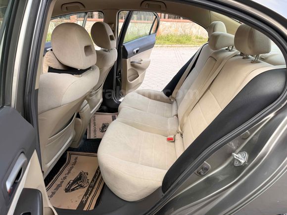 2009 MODEL 1.6 İ-VTEC OTOMATİK PREMİUM HONDA CİVİC 