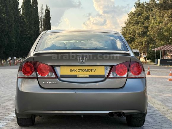 2009 MODEL 1.6 İ-VTEC OTOMATİK PREMİUM HONDA CİVİC 