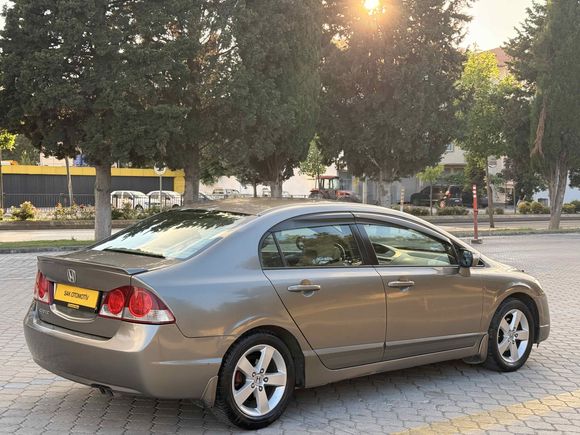 2009 MODEL 1.6 İ-VTEC OTOMATİK PREMİUM HONDA CİVİC 