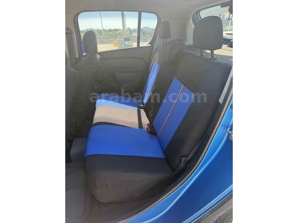GÜVEN’DEN DEĞİŞENSİZ SANDERO STEPWAY 